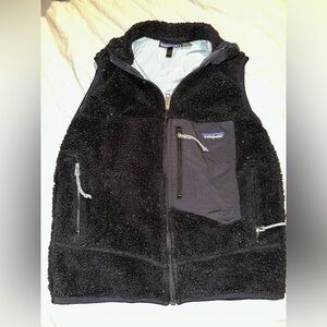 COPY - Patagonia black full zip vest women’s small